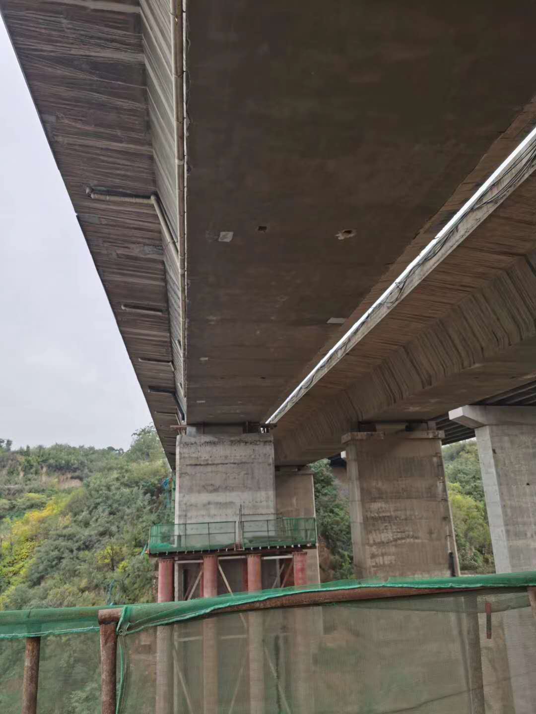 蛟河桥梁加固前制定可行设计方案图并用对施工方法